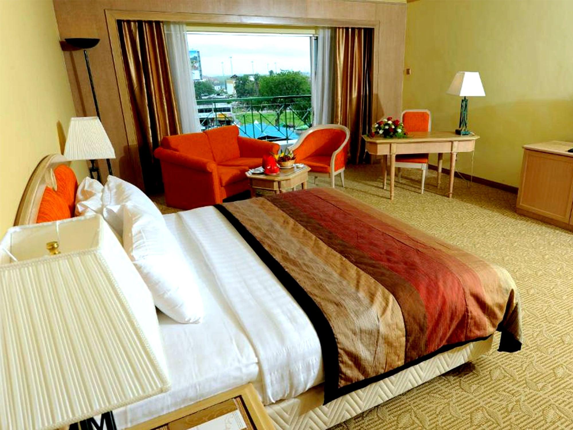 Grand Darul Makmur Hotel Kuantan Exterior photo