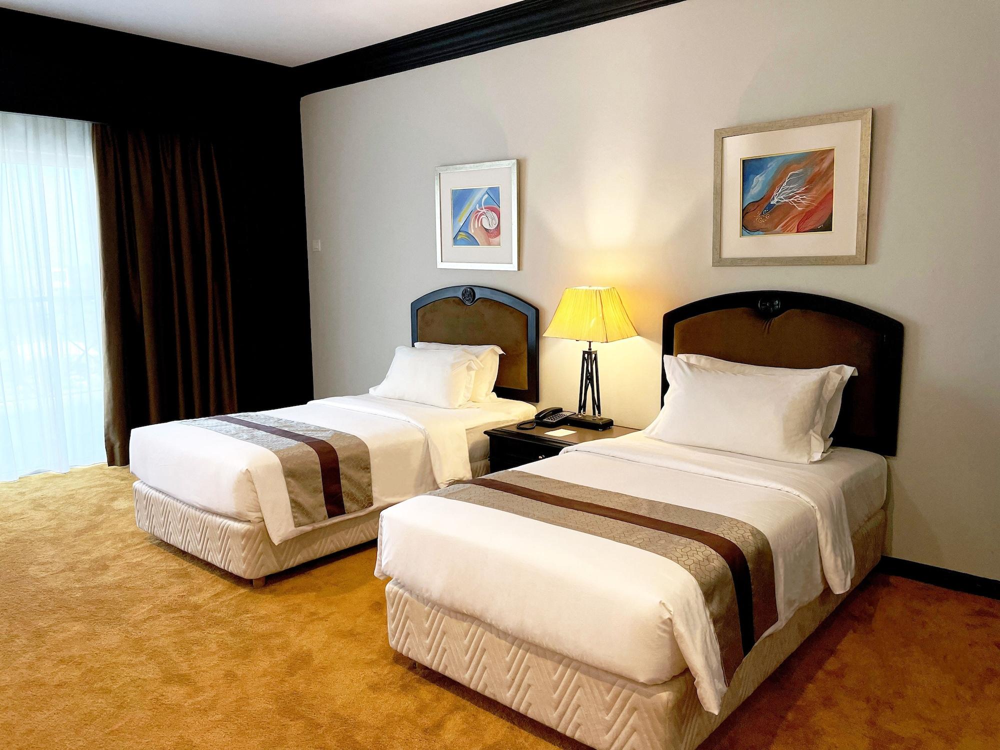 Grand Darul Makmur Hotel Kuantan Exterior photo