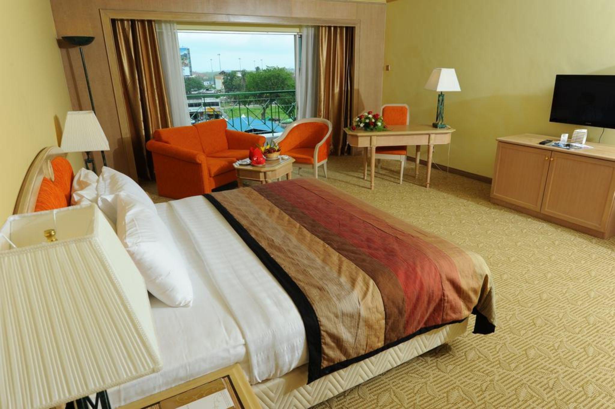 Grand Darul Makmur Hotel Kuantan Exterior photo