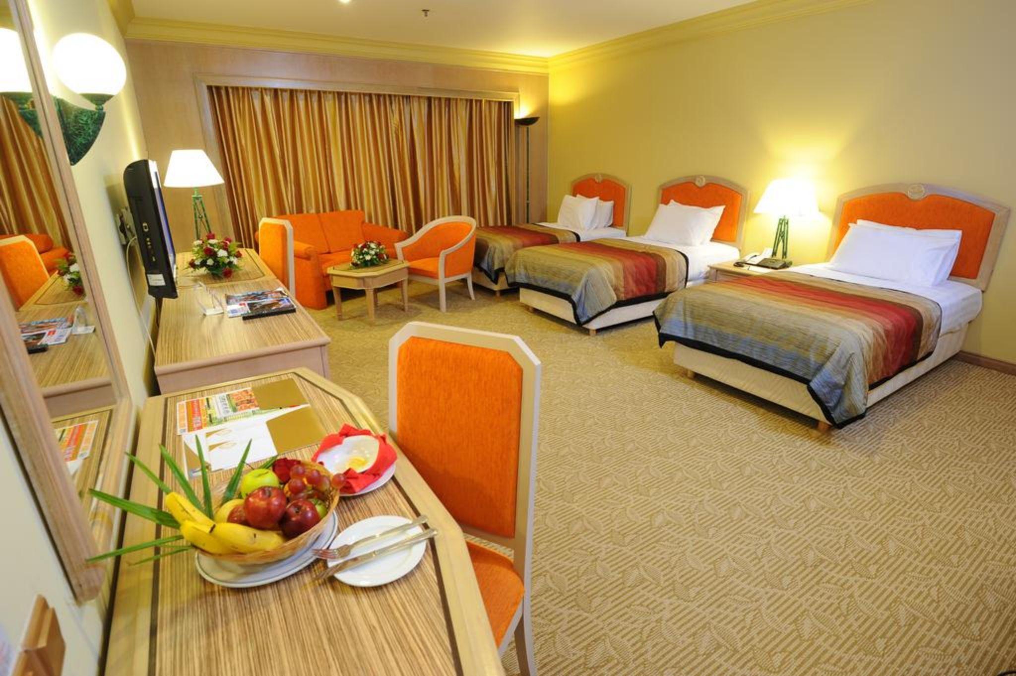 Grand Darul Makmur Hotel Kuantan Exterior photo