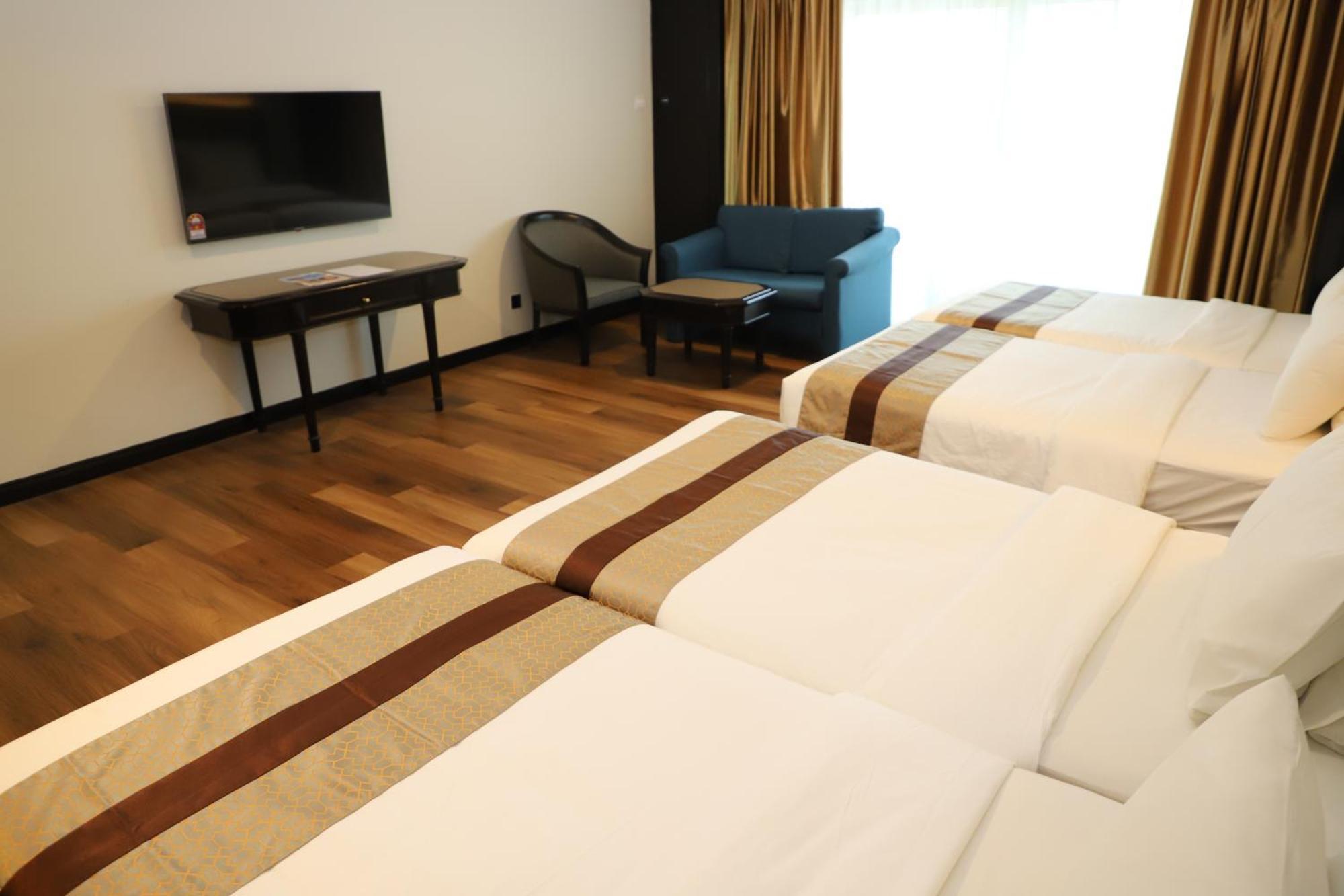 Grand Darul Makmur Hotel Kuantan Exterior photo
