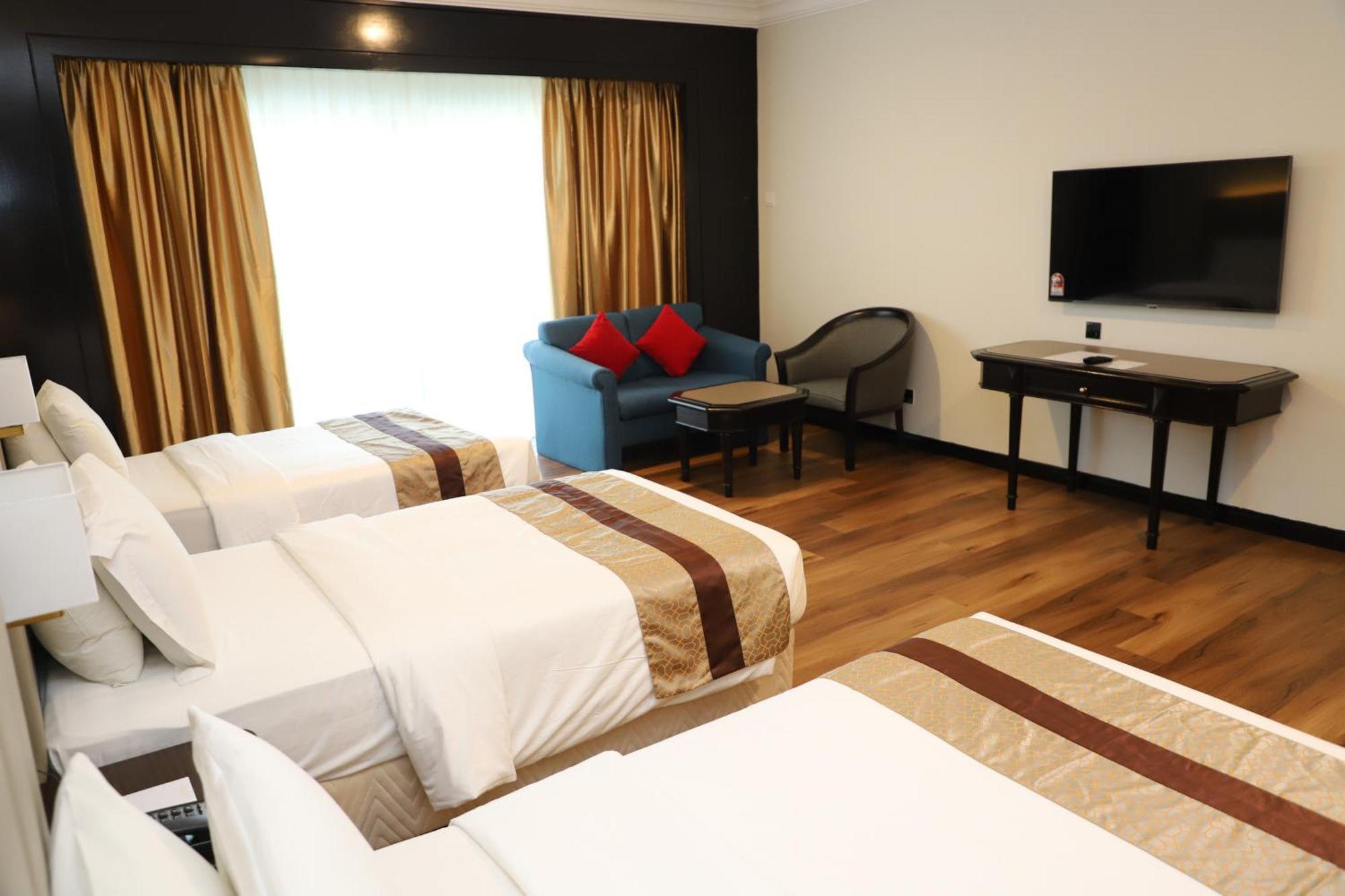Grand Darul Makmur Hotel Kuantan Exterior photo