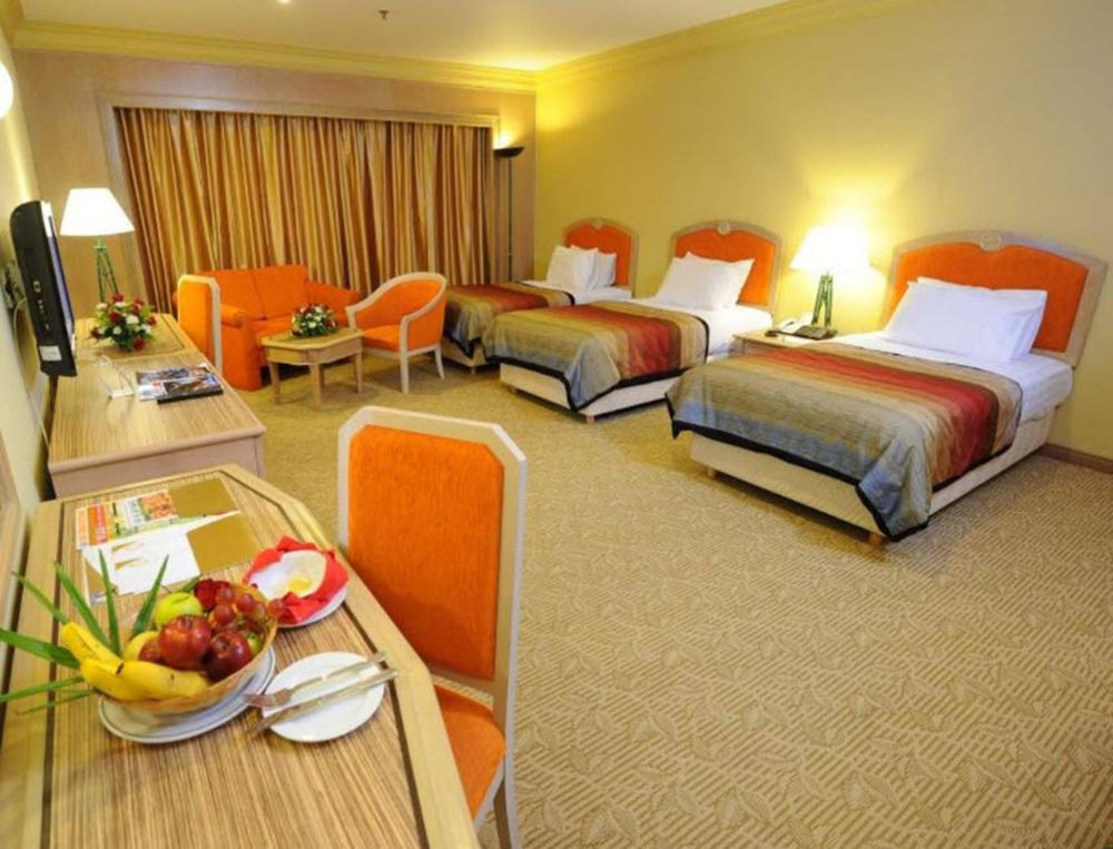 Grand Darul Makmur Hotel Kuantan Exterior photo